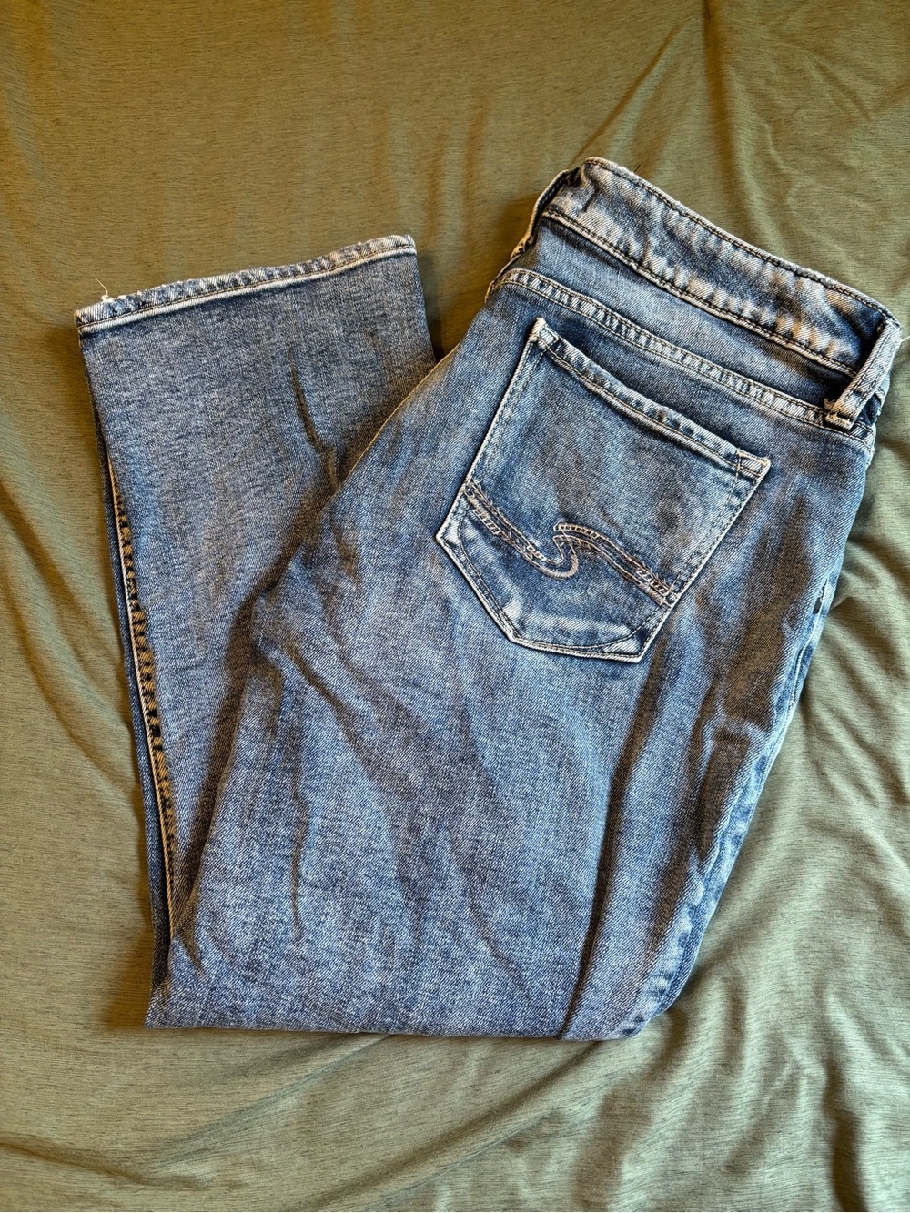 Silver Jeans Light Blue Denim Capris